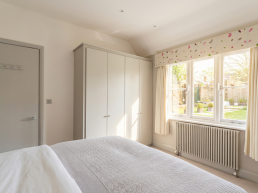 London film location Lodge Hire Lodge TV Hire onlocation onset location movielocations filming movies location manager location scouting filming locations location scout filmset filming location swimming pool Park Lodge hire country house London Property Real estate Property Lodge Hire lodge Luxury property London homes London real estate Driveway On set location Film making Location scouting Film location film making music video location Garden Music Video Shoot MV shoot Kitchen Bedroom Masterbedroom Bedroom shoot